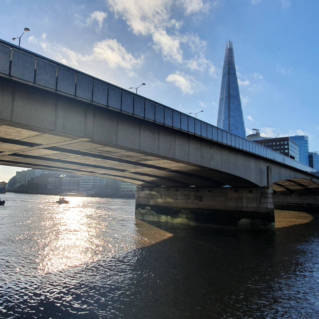 London bridge over river